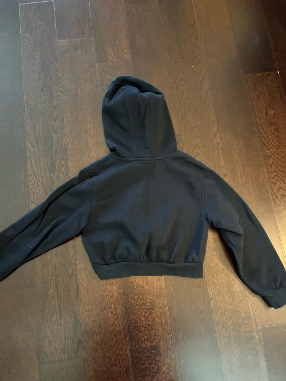 Nike Kids Black Hooded Crop Sweatshirt size medium
